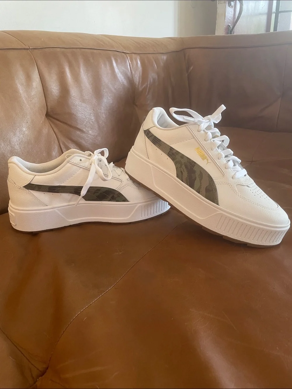 Puma White Sneakers with Green Camo Formstrip, Brand new - Picture 1 of 4